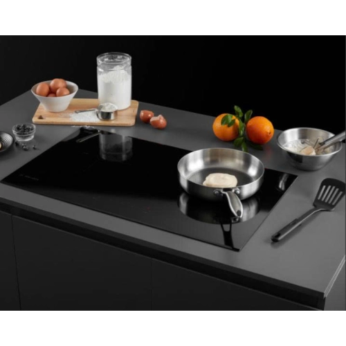 Bếp từ Malloca MH-02I N